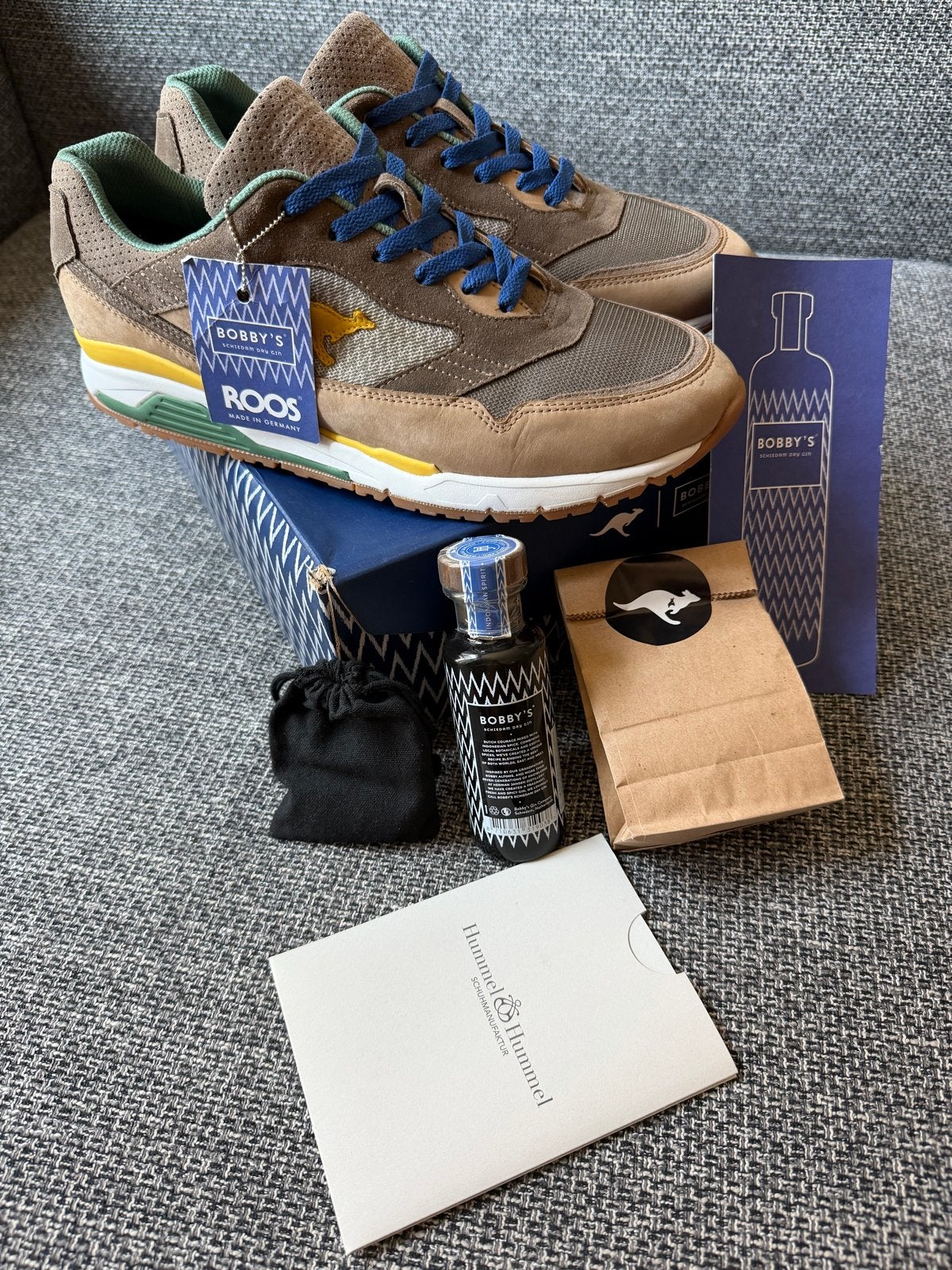 KangaROOS Ultimate x Bobby’s Schiedam Dry Gin - Maat 45, Kleding | Heren, Schoenen, Bruin, Nieuw, Ophalen of Verzenden, Sneakers of Gympen