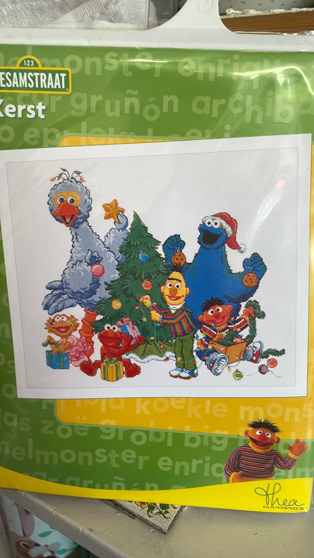 Sesamstraat borduurpakket kerst, Hobby en Vrije tijd, Ophalen of Verzenden, Nieuw, Borduurpakket