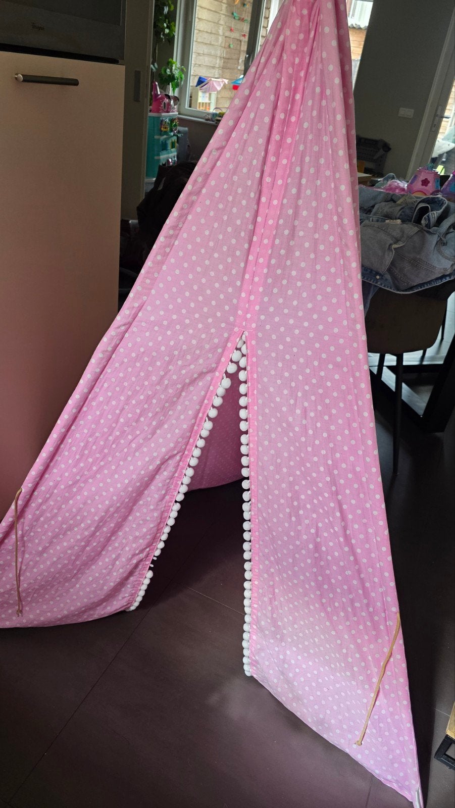 Roze tipi tent, Kinderen en Baby's, Speelgoed | Buiten | Speelhuisjes, Ophalen of Verzenden, Zo goed als nieuw, Overige materialen