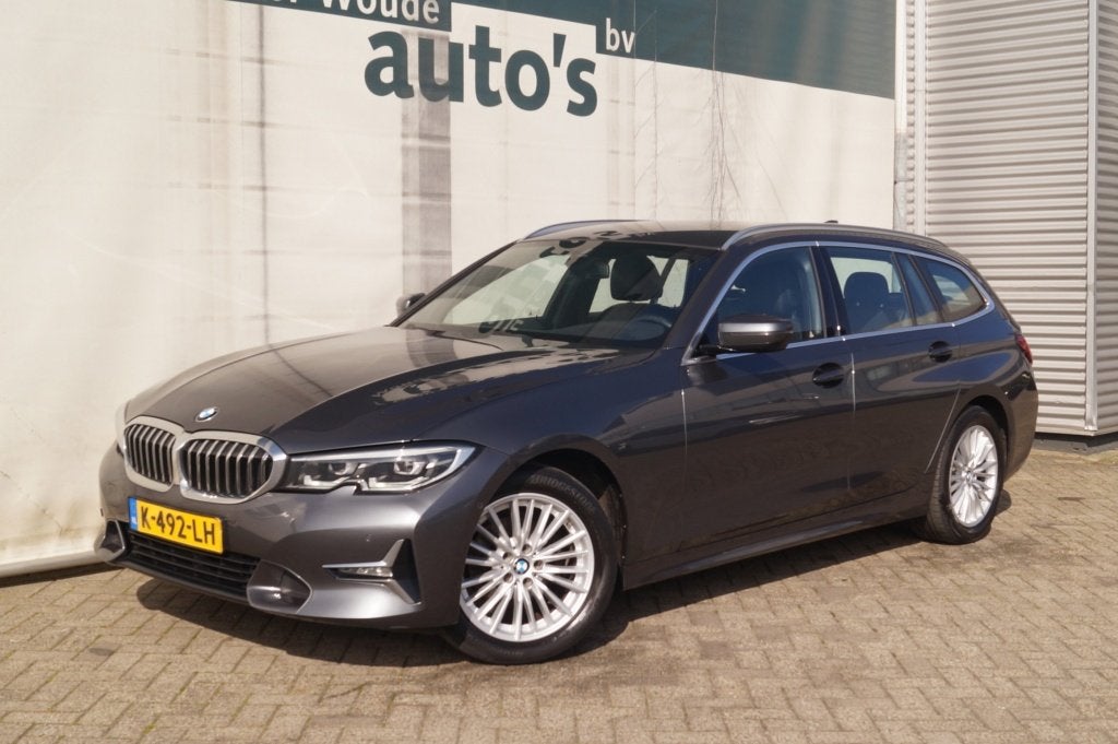 BMW 3 Serie Touring 318i High Executive Edition -LEER-CAM-NA, Auto's, Automaat, 1998 cc, Achterwielaandrijving, Gebruikt