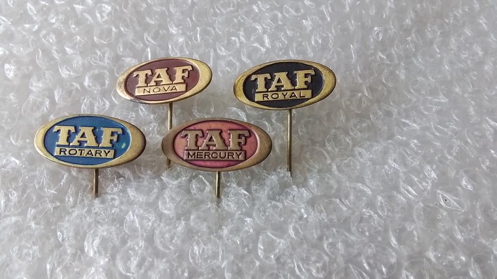 4 verschillende speldjes TAF sigaren, Ophalen of Verzenden, Zo goed als nieuw, Overige onderwerpen