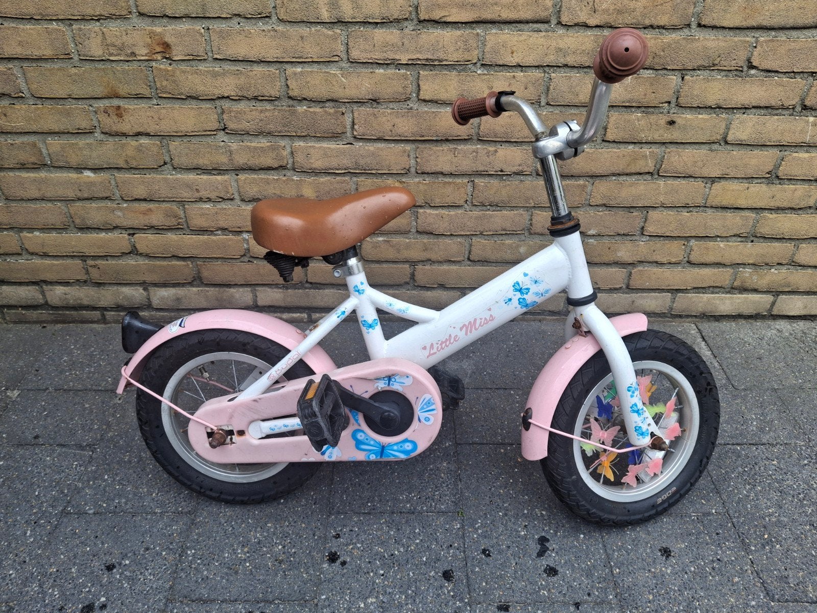 12 inch kinderfietsje Little Miss roze/wit, Terugtraprem, Gebruikt, Little Miss, Ophalen of Verzenden