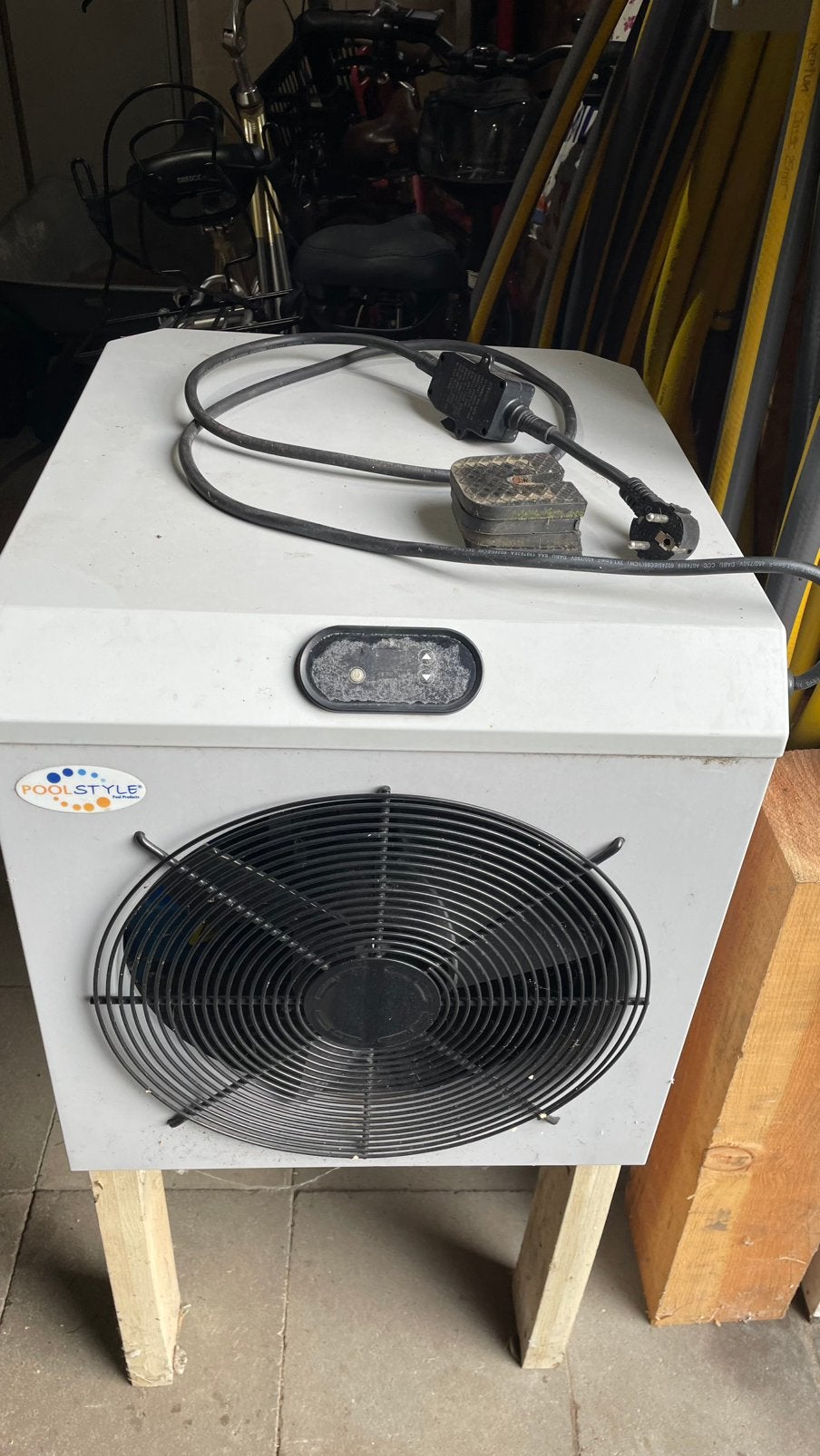 Te koop Warmtepomp (zwembad), Ophalen, Zo goed als nieuw