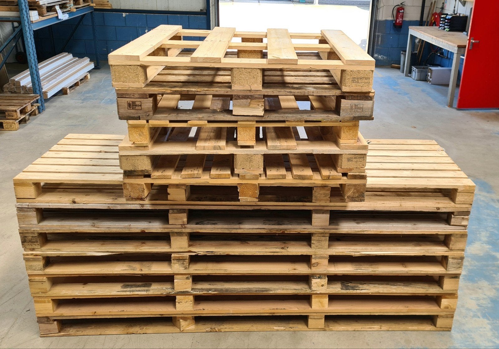 Grote pallets, Doe-het-zelf en Verbouw, Hout en Planken, Ophalen, 50 mm of meer, Minder dan 200 cm, Vuren
