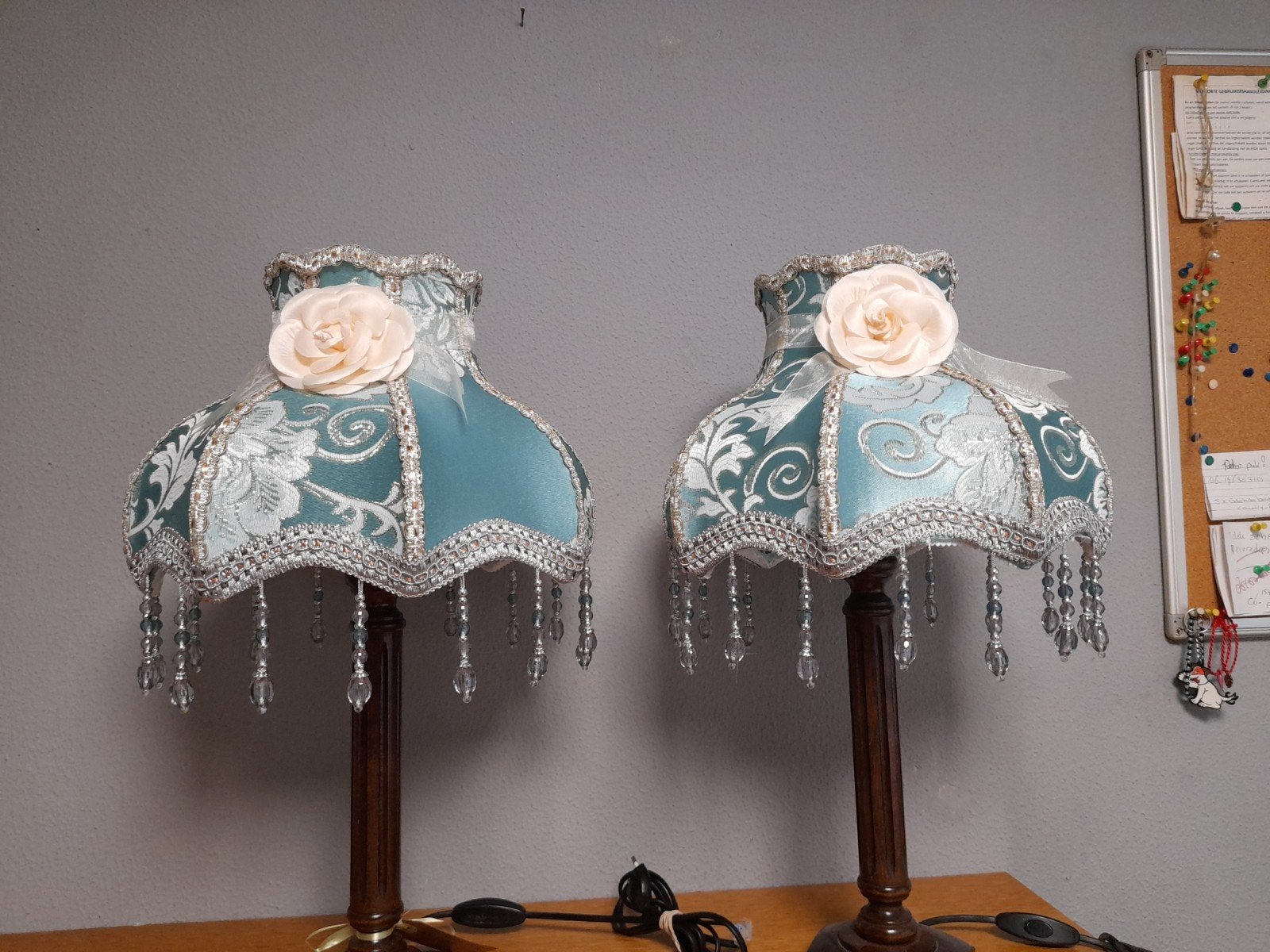 Victoriaanse lampen kappen 100.00 p.s, Ophalen