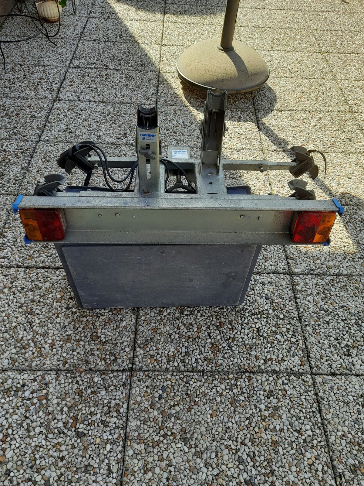 fietsendrager, Ophalen, Trekhaakdrager