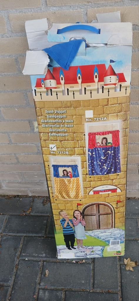 Poppenkast poppen kast, Ophalen of Verzenden