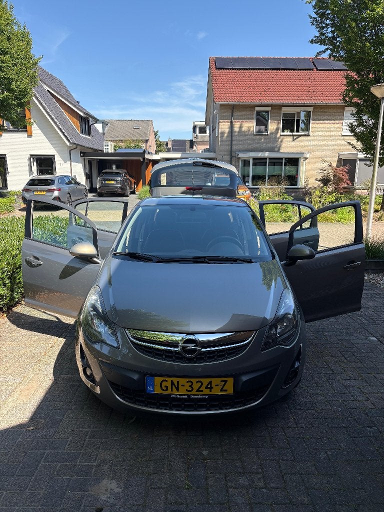 Opel Corsa 1.2 16V 5D 2014 Grijs Airco 138.000km, Voorwielaandrijving, 4 cilinders, 1229 cc, 49 €/maand