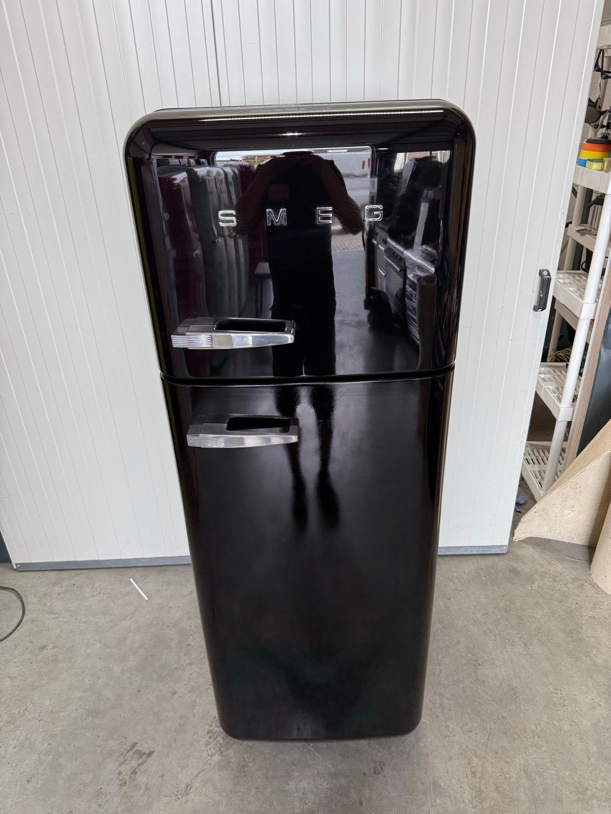 Smeg Koelkast met Vriezer Zwart - Retro Design, 150 tot 200 liter, Bella, Ophalen of Verzenden, Zo goed als nieuw