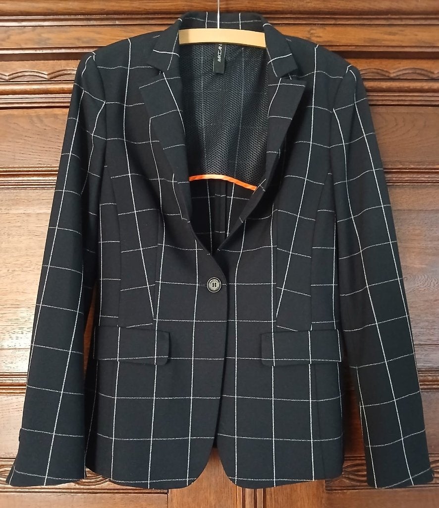 MarcCain Jasje Blazer Colbert n2 36 ZGAN Marc Cain nw300,-, Zwart, Ophalen of Verzenden, Zo goed als nieuw, Jasje