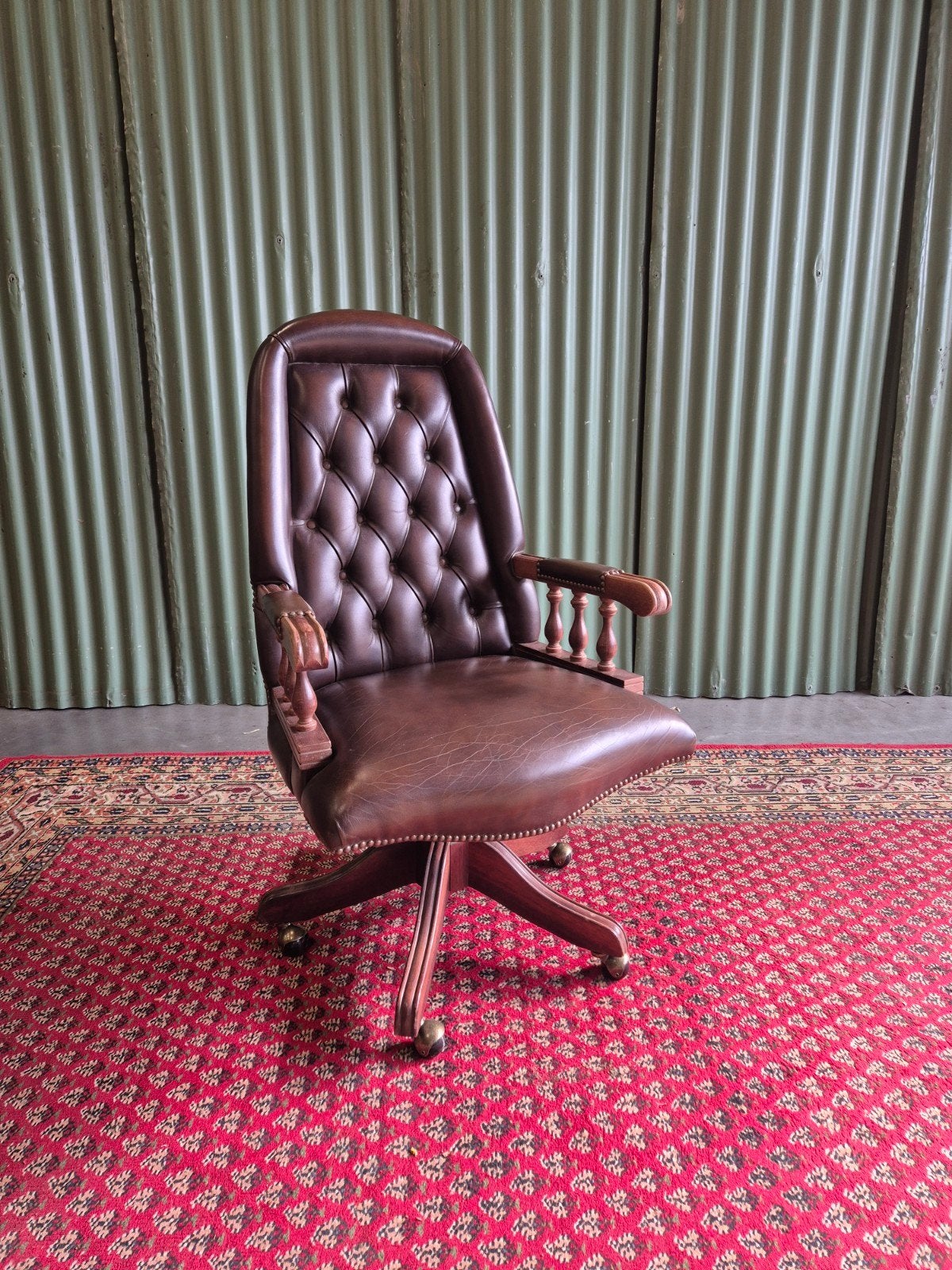 Chesterfield Mountbatten Swivel Chair, Ophalen, 75 tot 100 cm, Leer