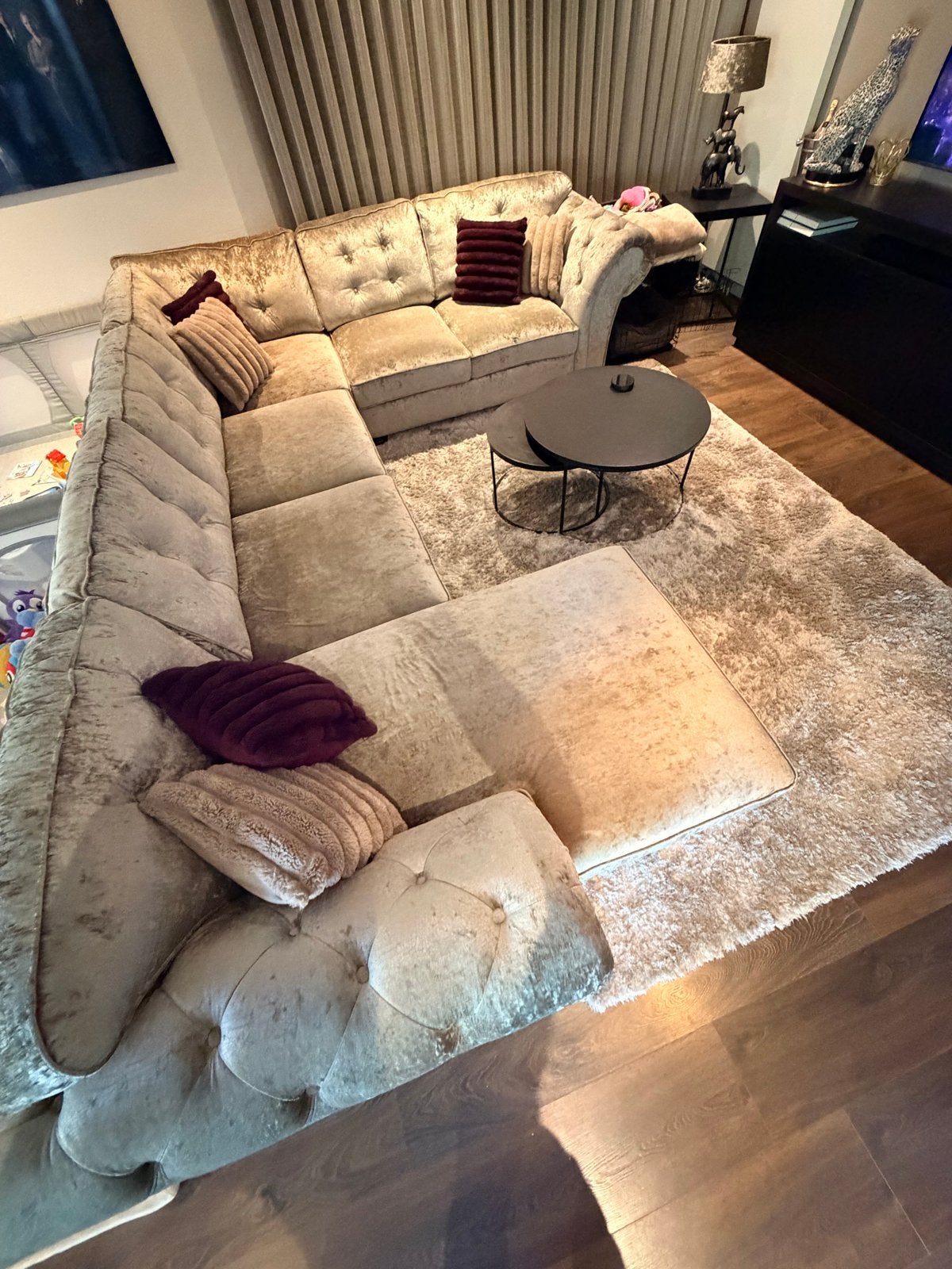 Foto 5 van Luxe UrbanSofa Hoekbank  - Moet weg