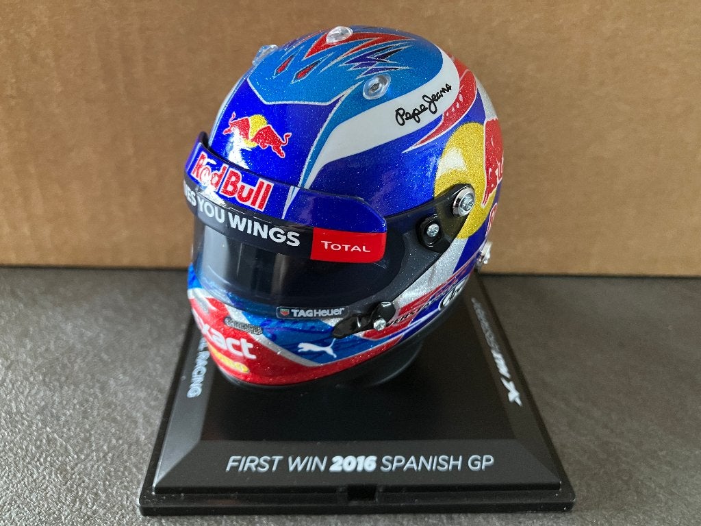 ✅ Max Verstappen 1:4 helm 2016 Spain First Win Red Bull RB12, Ophalen of Verzenden, Nieuw, Formule 1