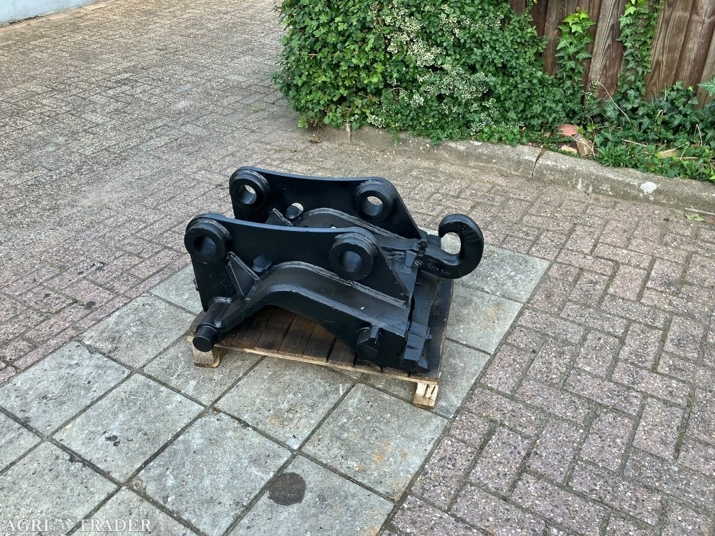 Verachtert snelwissel  Passend aan caterpillar 312D, Ophalen, -, Niet opgegeven, Niet opgegeven