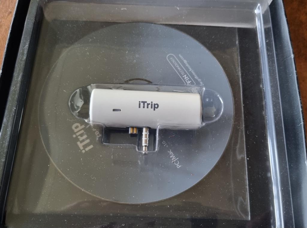 Griffin iTrip FM Transmitter voor iPod (Dock Connector), Ophalen of Verzenden, Gebruikt, Carkit of Auto-accessoire