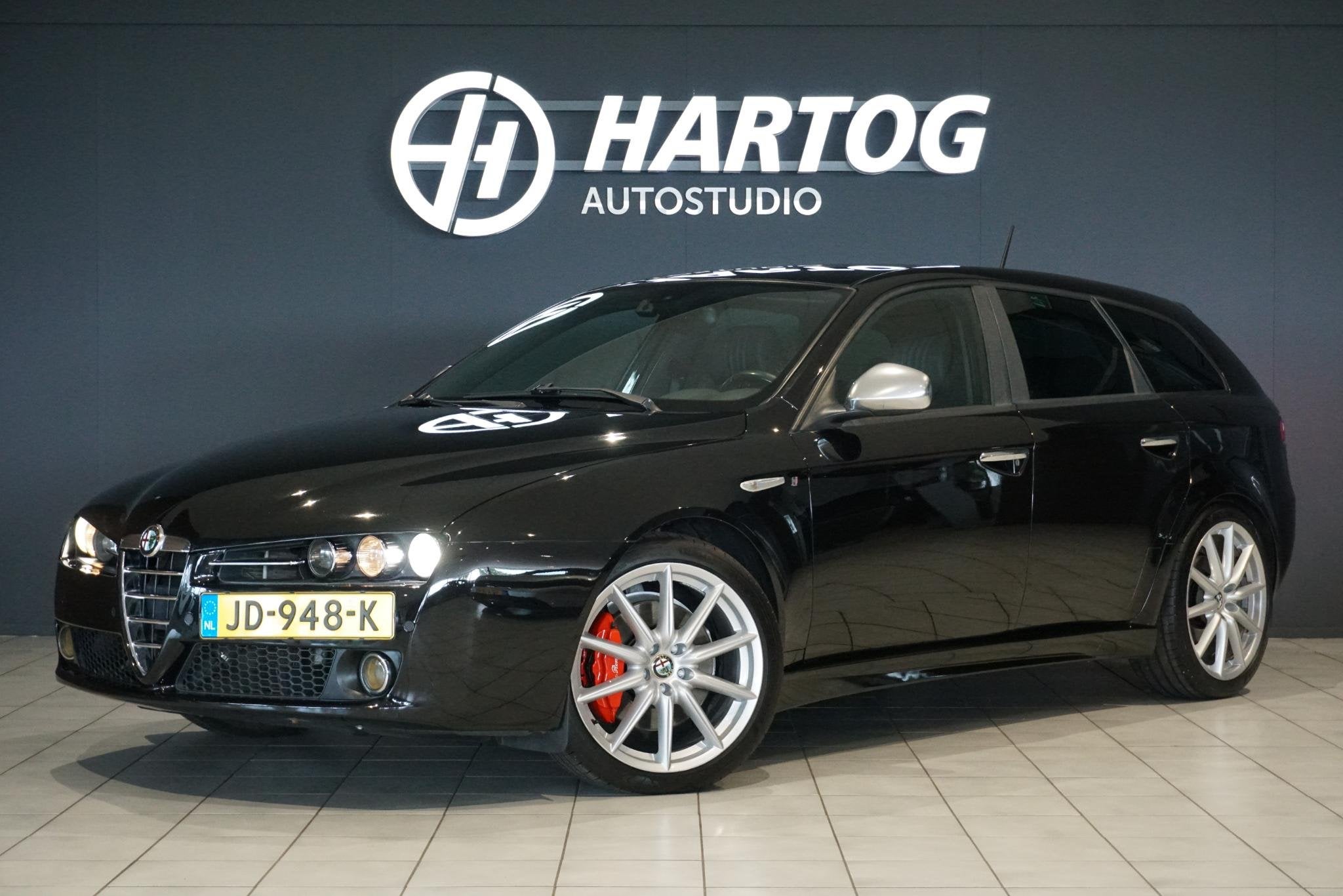 Alfa Romeo 159 Sportwagon 3.2 JTS Q4 TI V6 260PK *HANDGESCHA, Auto's, 3195 cc, Zwart, Zwart, Leder