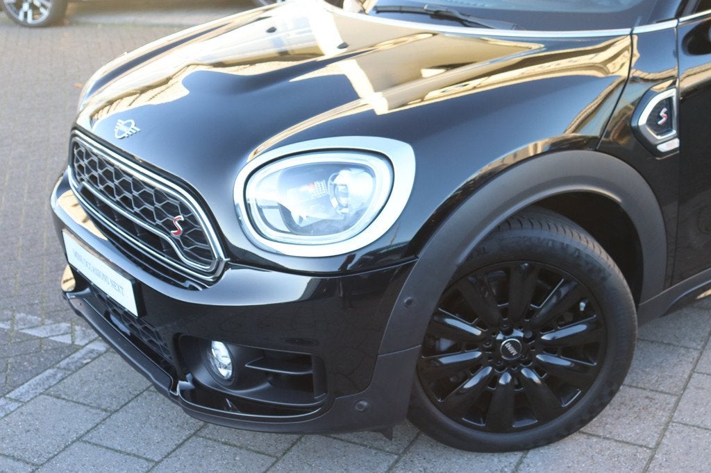 MINI Countryman Cooper S Chili Automaat / Panoramadak / Acht, Zwart, SUV of Terreinwagen, Mini Next, 5 stoelen