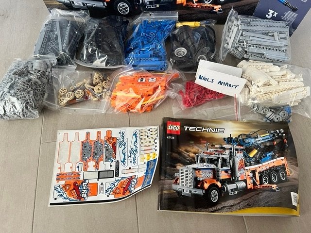 Lego technic 42128 heavy duty tow truck, Ophalen, Compleet, Gebruikt, Lego