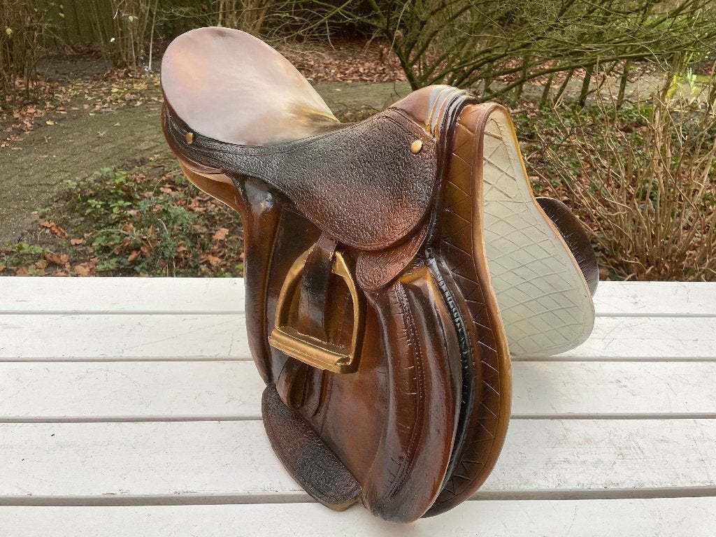 Tuinbeeld Zadel, paard, manege, tuin, pony 50cm, Ophalen, Nieuw, Kunststof, Overige typen