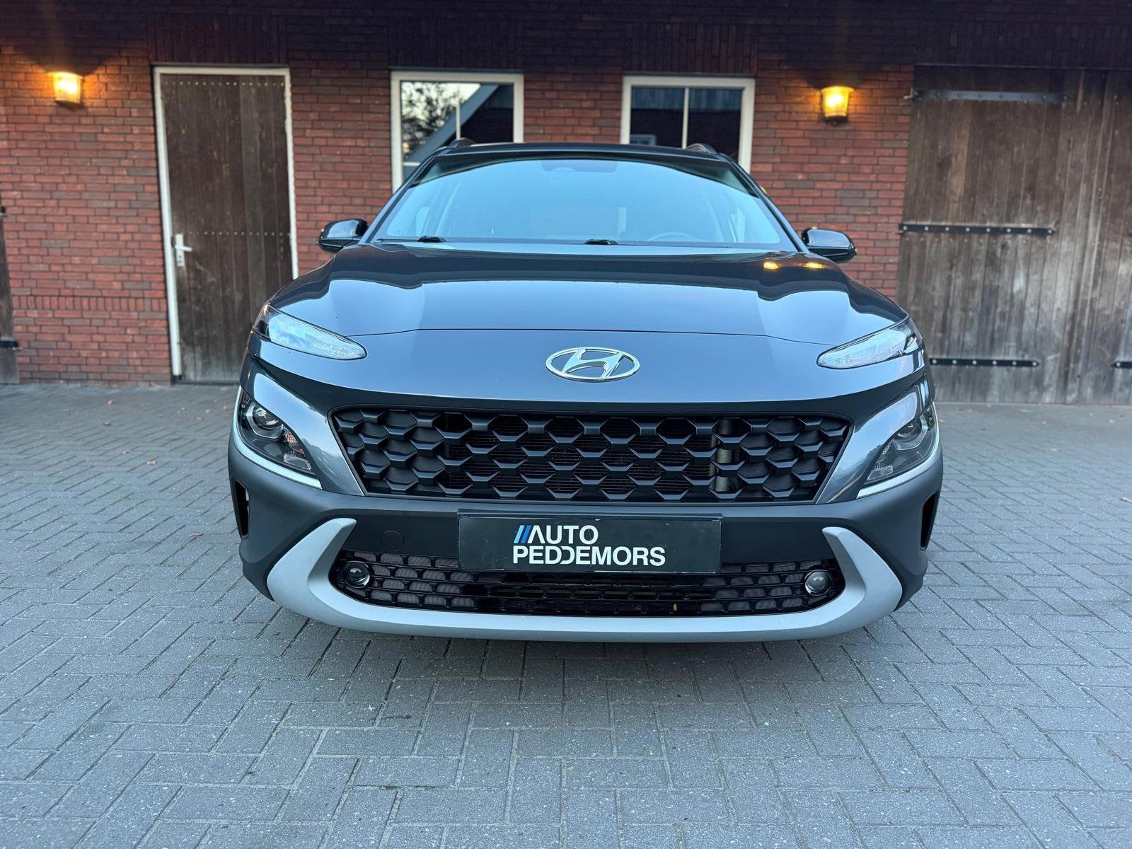 Foto 2 van Hyundai Kona 1.0 T-GDI Comfort 48V M-Hybrid | Camera| Carpla