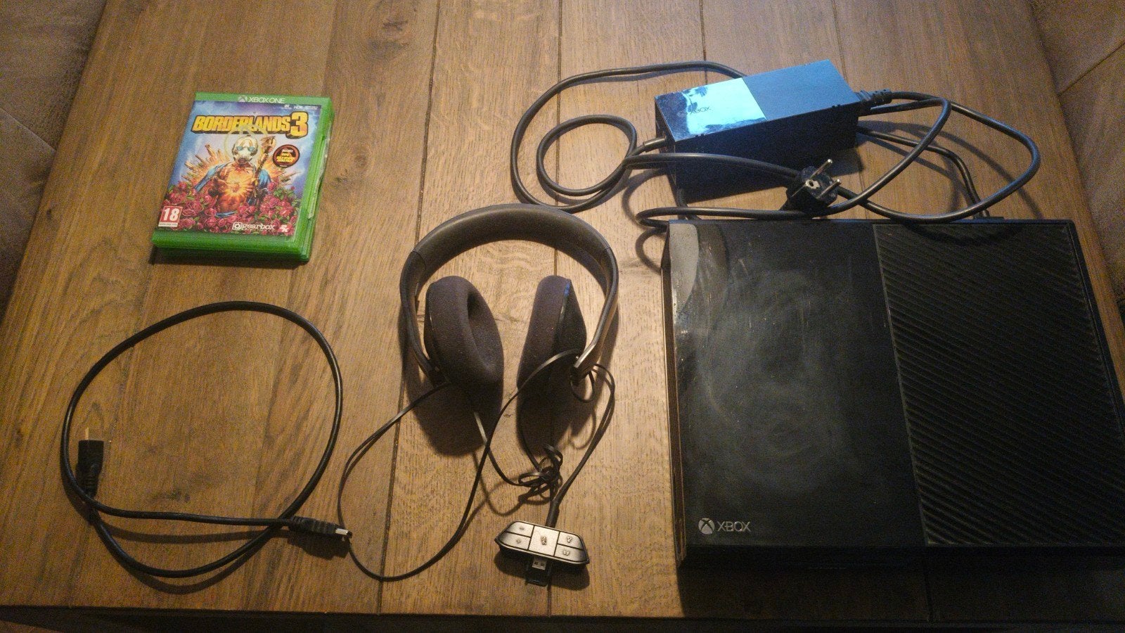 Xbox One console met 4 games en headset en hdmi kabel, Xbox One, Ophalen of Verzenden, Zonder controller, 500 GB
