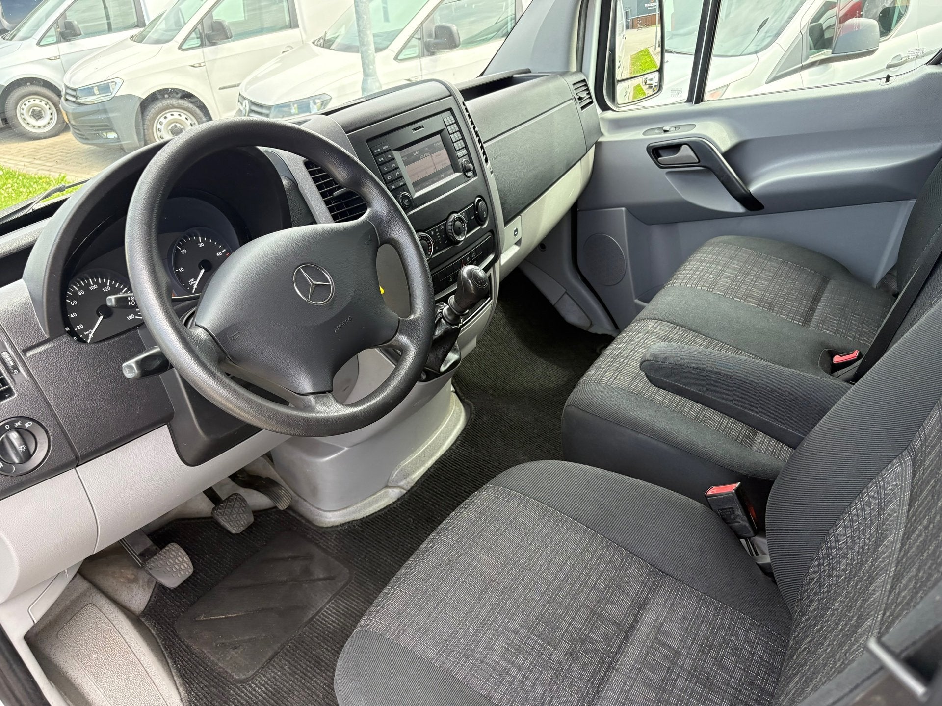 Mercedes-Benz Sprinter 216 2.2 CDI 163 Pk L2 H2 Euro 6, Auto's, Gebruikt, 4 cilinders, Mercedes-Benz, Bedrijf