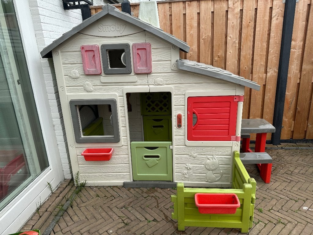 Smoby buiten kinderspeelhuis ophalen in Amsterdam, Ophalen, Gebruikt, Kunststof