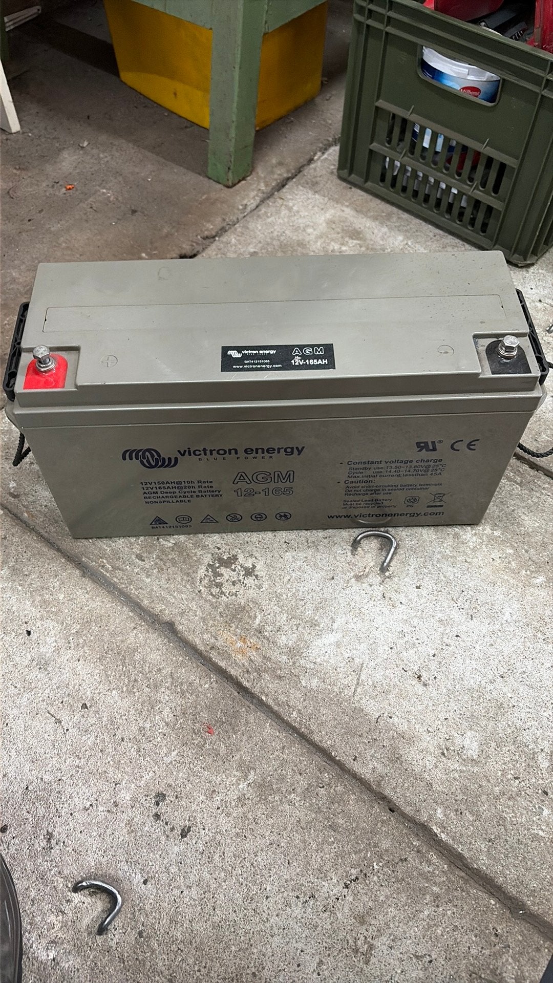 Te koop Victron AGM 165AH accu, Ophalen