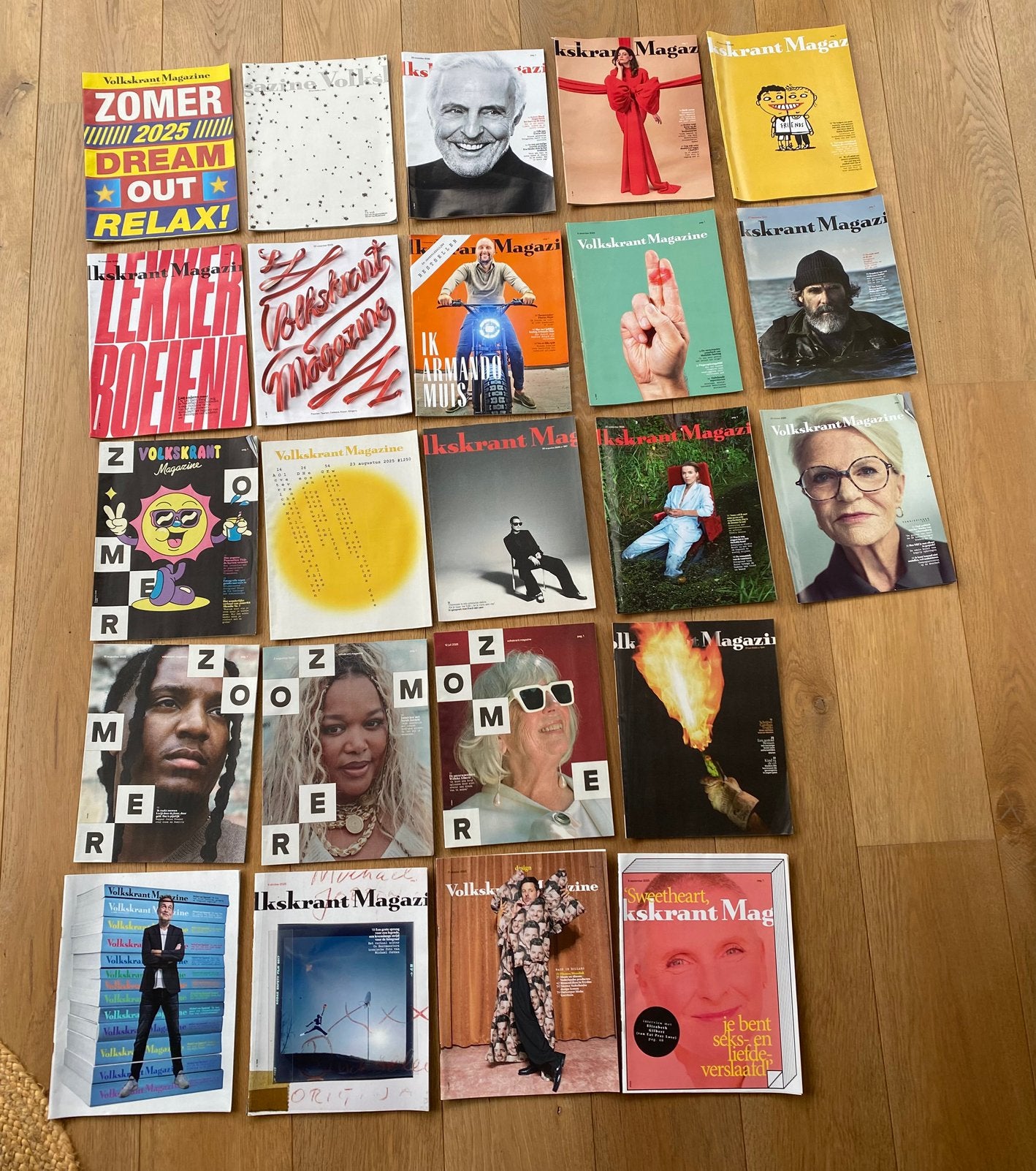 Volkskrant Magazines 23x 2025, Boeken, Tijdschriften en Kranten, Ophalen, Zo goed als nieuw, Krant