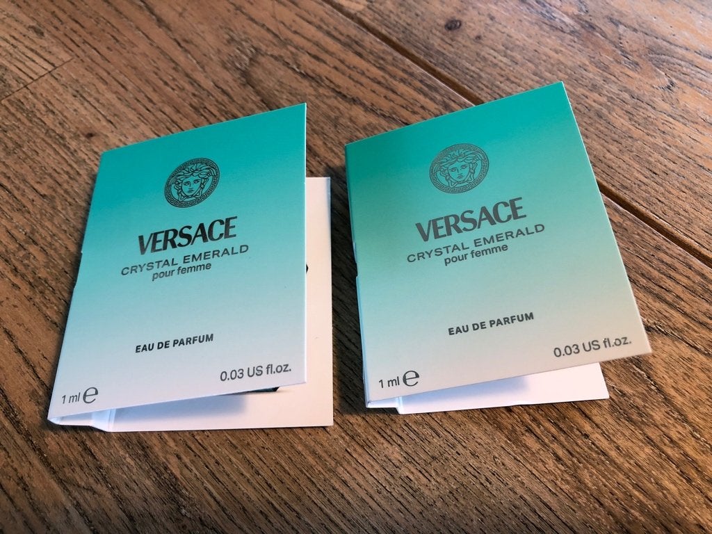 Versace Crystal Emerald, 2 parfumsamples Dames, Sieraden, Tassen en Uiterlijk, Uiterlijk | Parfum, Ophalen of Verzenden, Nieuw