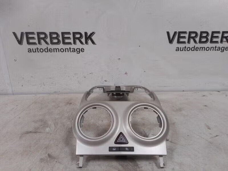 DASHBOARD DEEL Opel Corsa D (01-2006/12-2014) (13295009), Bahnhofsplatz 65423 Rüsselsheim am Main, DE, Gebruikt, Opel, Opel Automobile GmbH