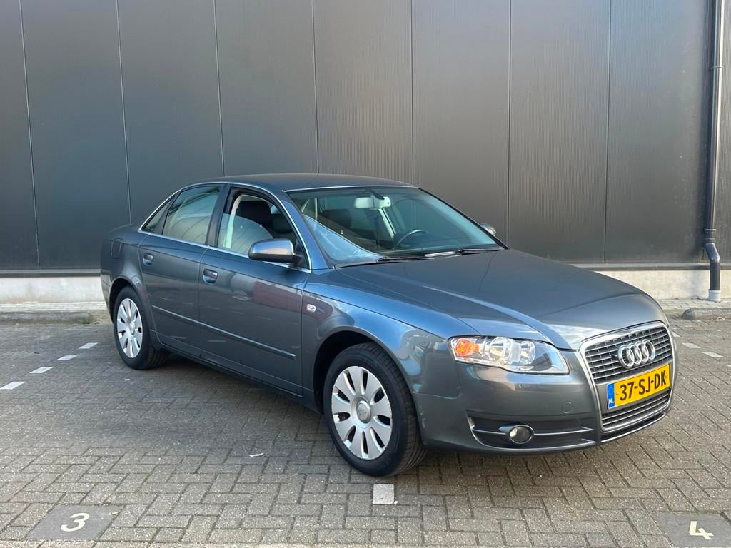 Audi A4 Limousine 2.0 Pro Line* 1 Eigenaar* N.A.P.!, Auto's, 730 kg, Gebruikt, 4 cilinders, 1984 cc