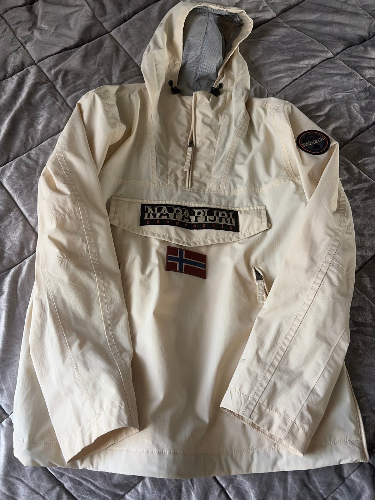 Napapijri Skidoo Anorak Jas - Maat L - crème, Ophalen of Verzenden, Zo goed als nieuw, Maat 48/50 (M), Beige