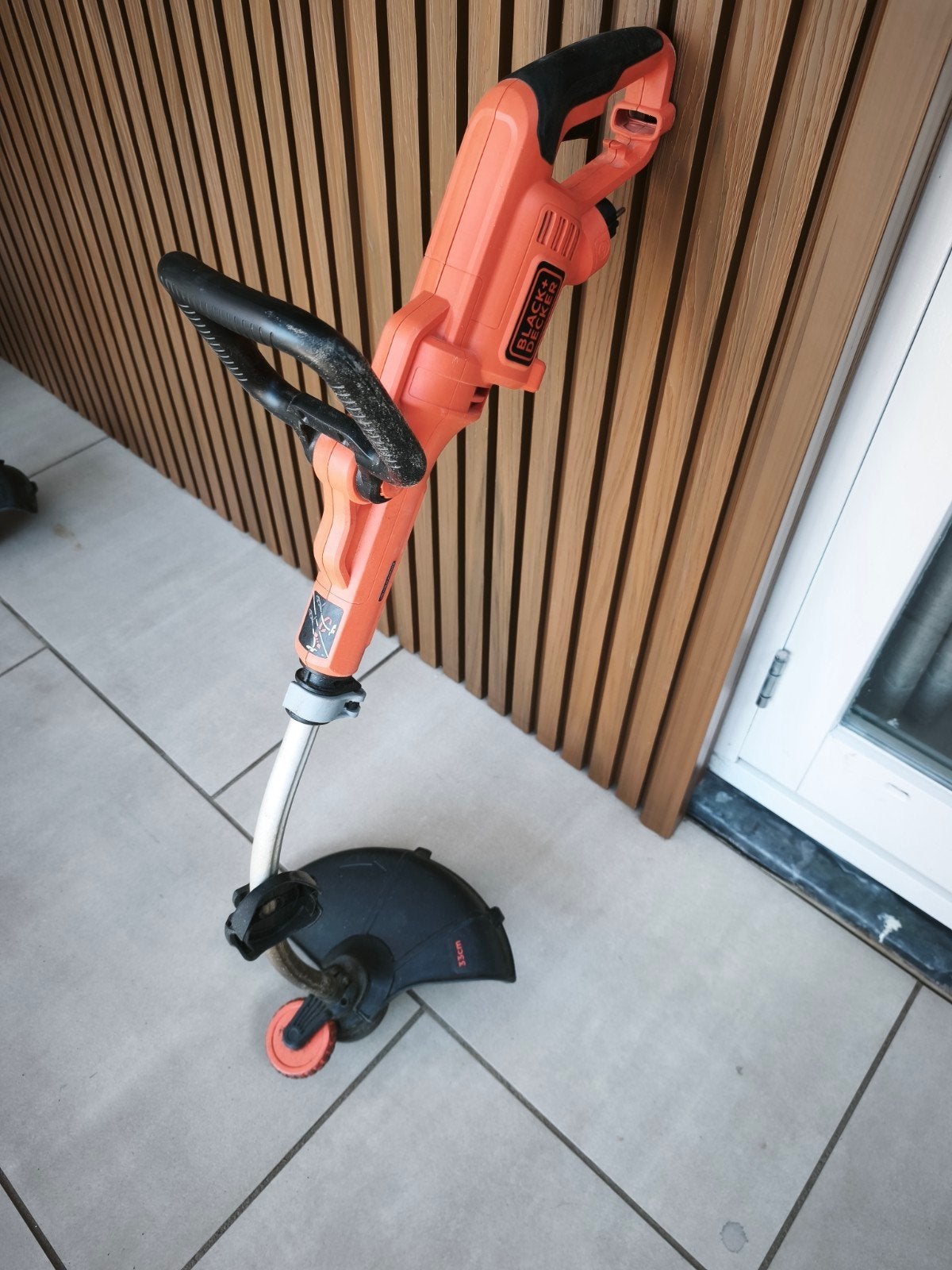 Black&Decker GL8033 Grastrimmer 800W 33cm, Tuin en Terras, Grastrimmers, Ophalen, Gebruikt, Black+Decker, 30 tot 50 cm