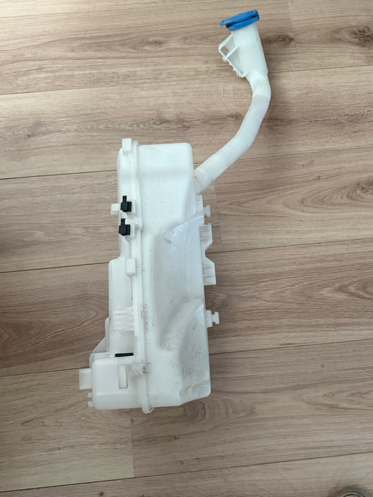 Ruitensproeier tank reservoir Audi Q4, Ophalen of Verzenden, Gebruikt, Audi