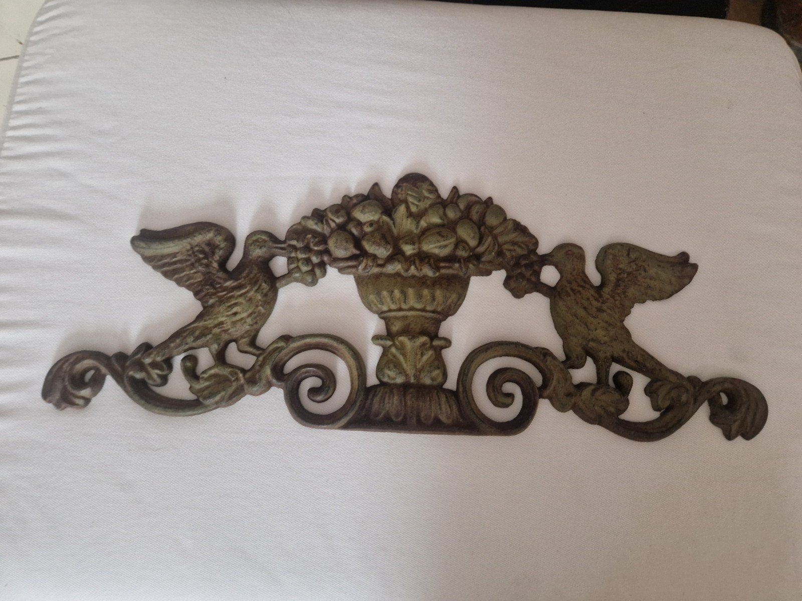 Gietijzeren ornament met duiven, Ophalen of Verzenden