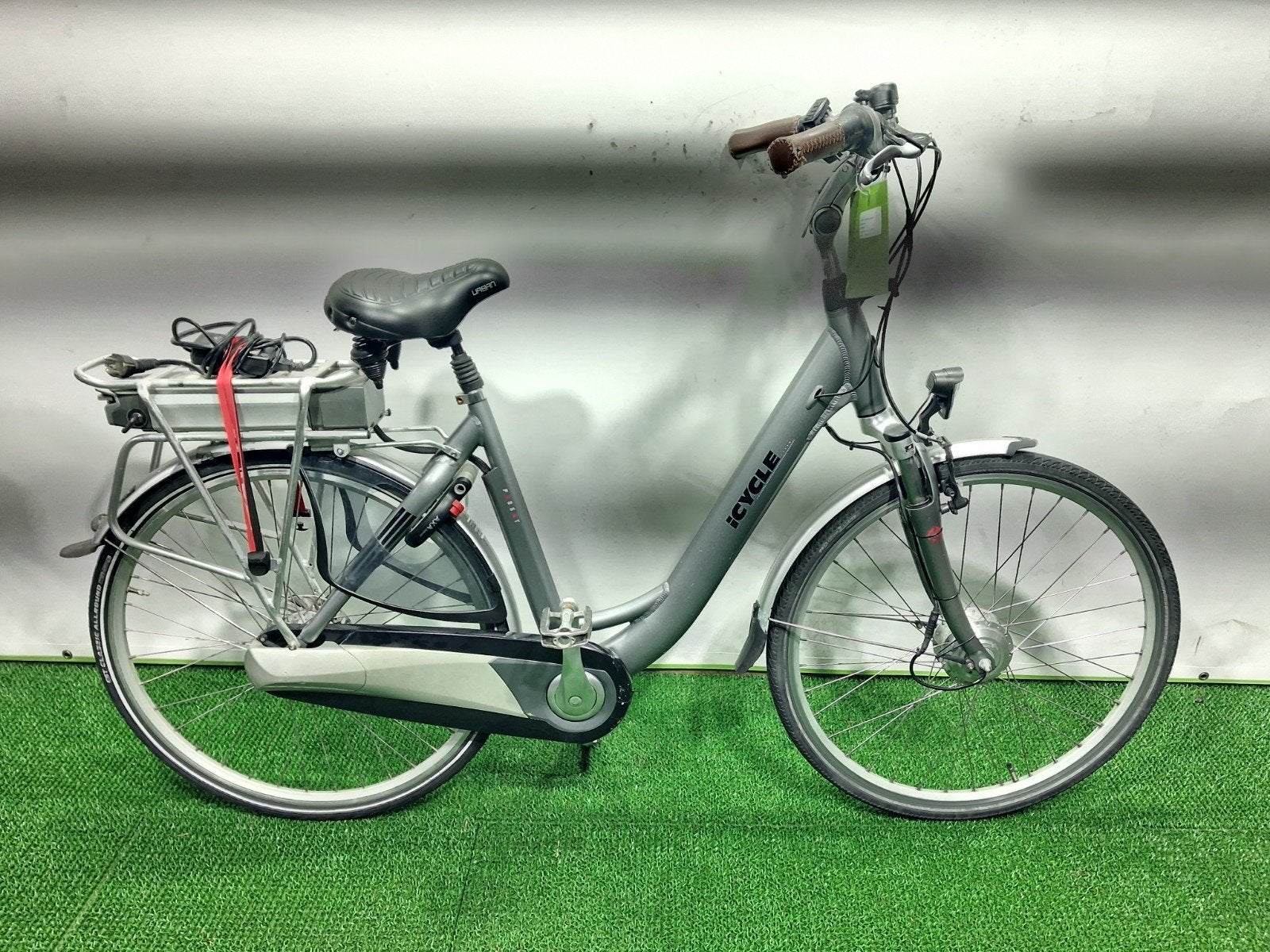 I-cycle passat voorwiel motor 350 wh, 53 tot 56 cm, Versnellingen, Zo goed als nieuw, Ophalen