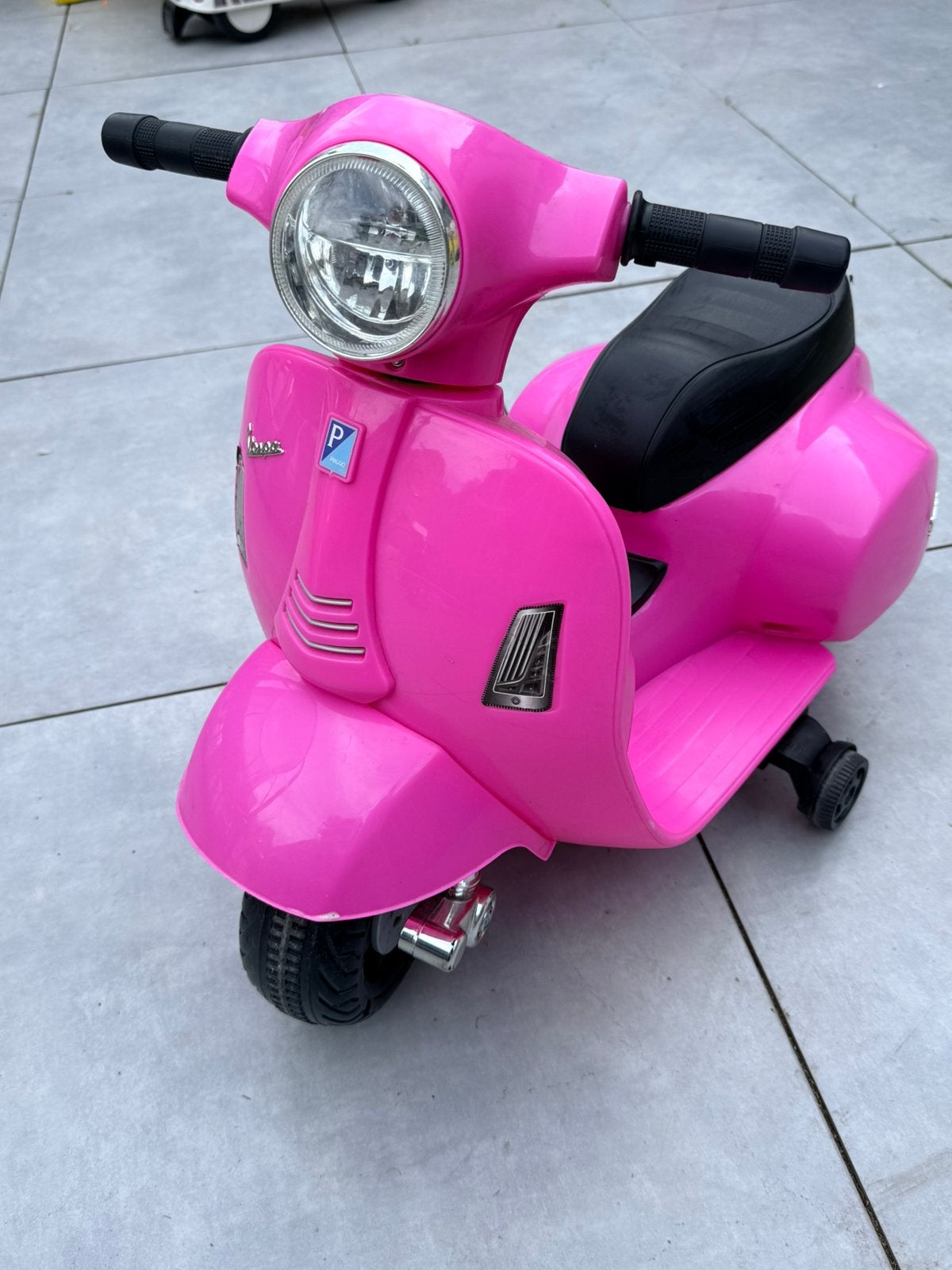 Mini scooter accu Zonder lader, Ophalen, Zo goed als nieuw