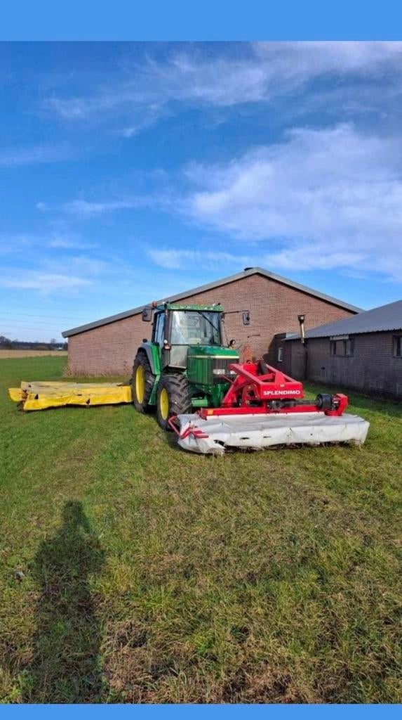 Hooibaaltjes persen, Ophalen, Vee