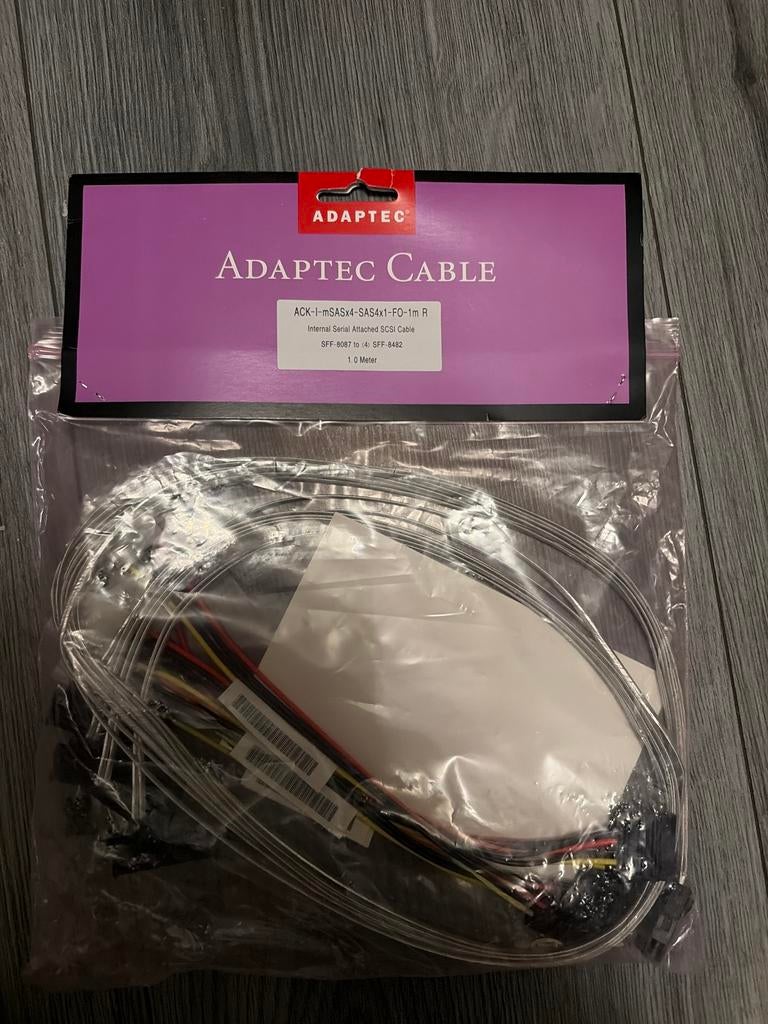 Adaptec Kabel - Nieuw in Verpakking, Ophalen of Verzenden, Nieuw