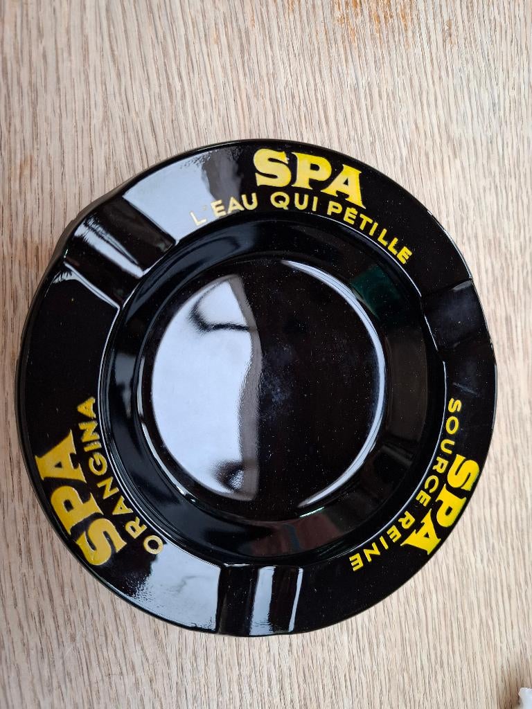 Prachtige asbak Spa orangina - eau - source de la Reine, Verzamelen, Ophalen of Verzenden, Nieuw, Gebruiksvoorwerp