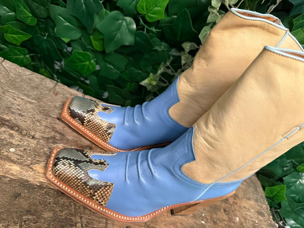 Nieuwe prachtige vintage blokhak laarzen van Sendra maat 40, Sendra, Blauw, Lage of Enkellaarzen, Nieuw