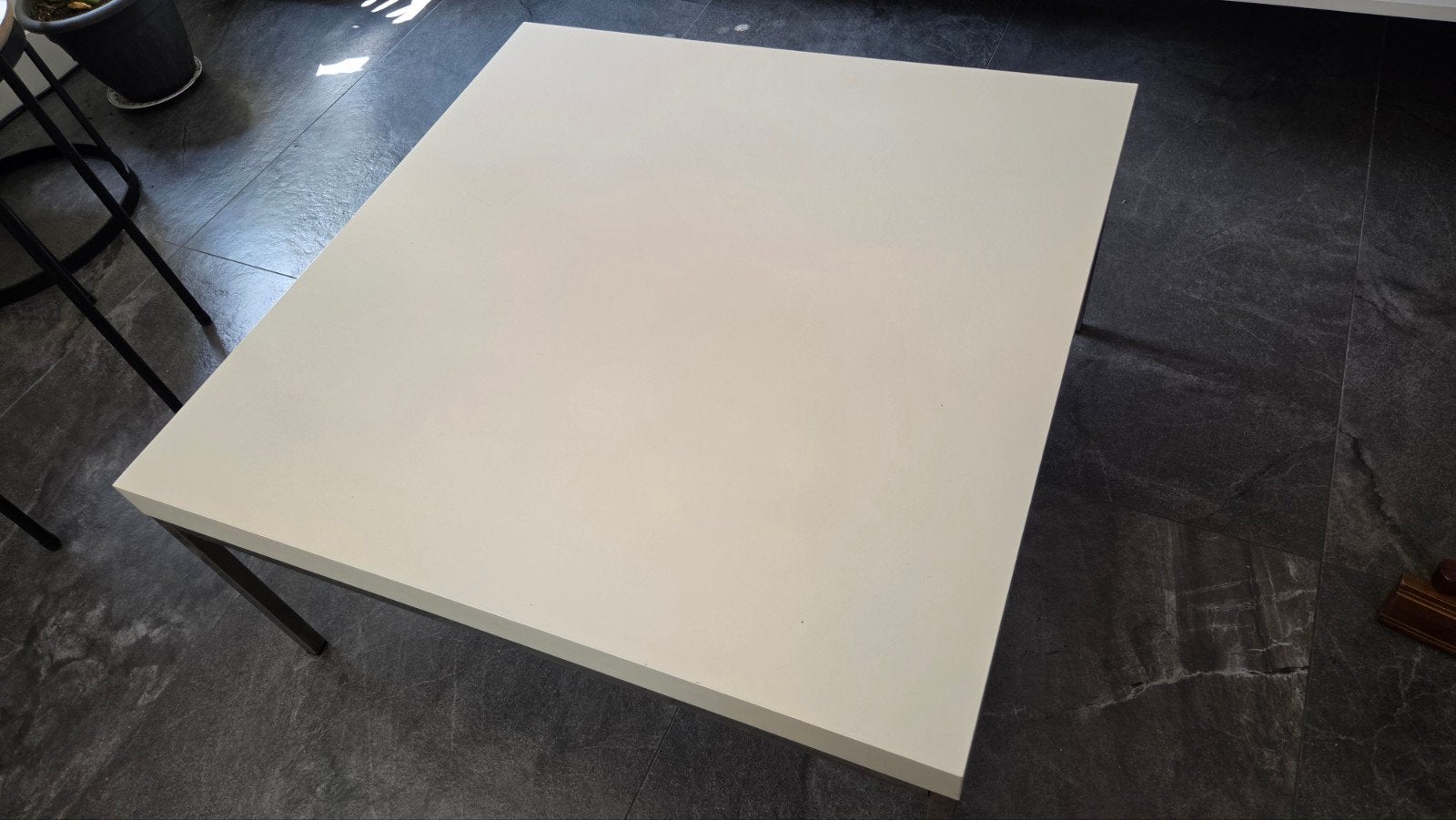 Ikea Klubbo salontafel - gratis, Huis en Inrichting, Tafels | Salontafels, Ophalen, Gebruikt, 50 tot 100 cm, Overige materialen