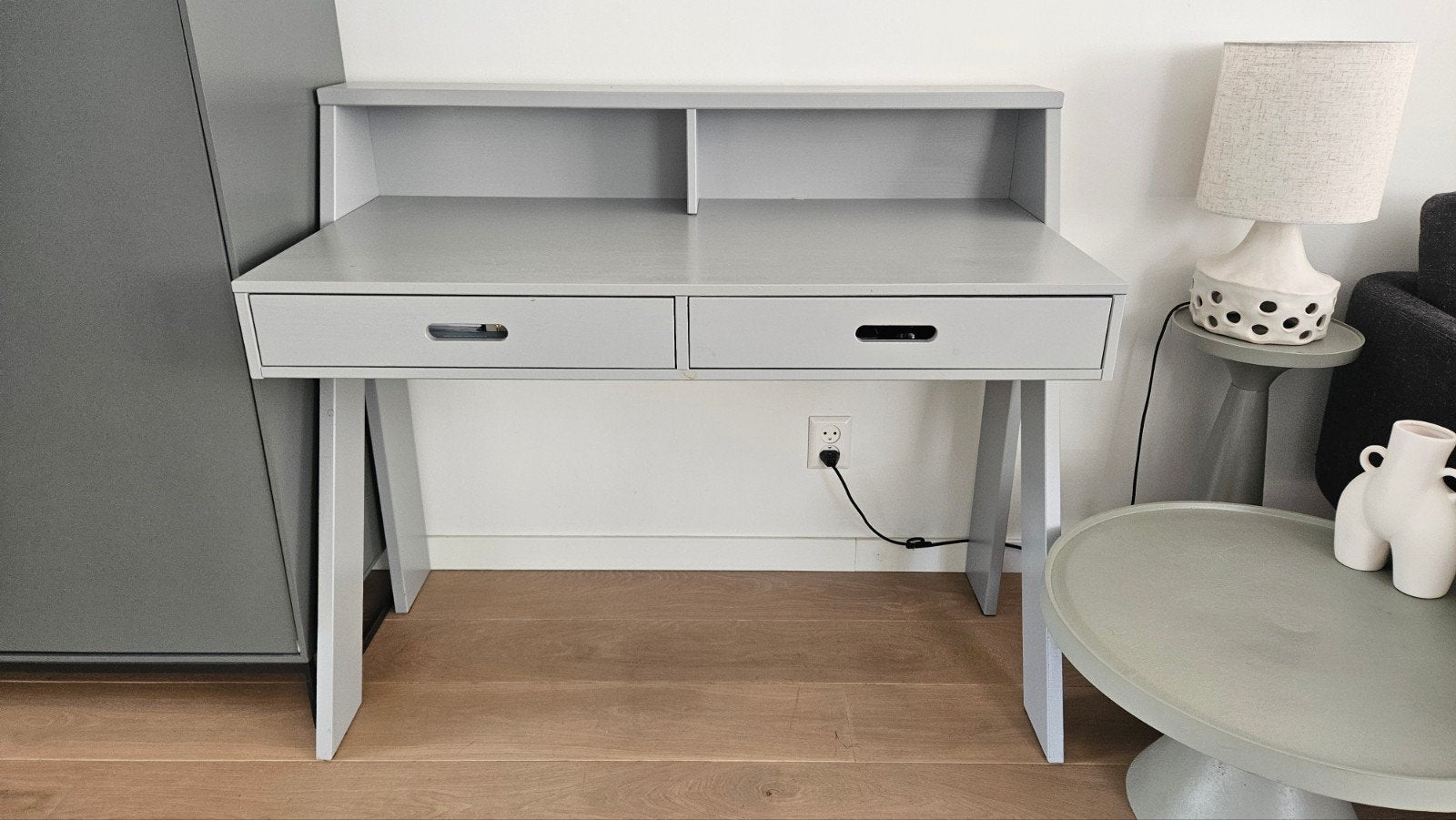 woood Bureau Connect grenen betongrijs, Ophalen, 112 cm, Scandinavisch, Zo goed als nieuw
