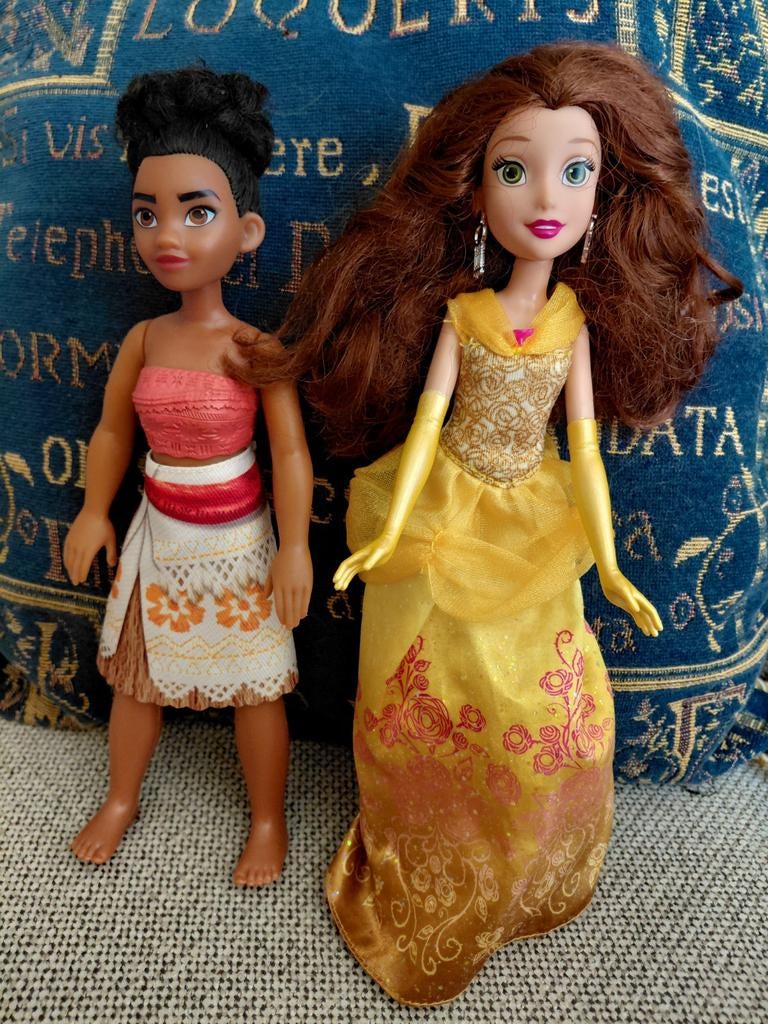 5 Barbie poppen, 2 Disney en 3 Mattel o.a.Vaiana  en Belle, Ophalen of Verzenden, Zo goed als nieuw, Barbie