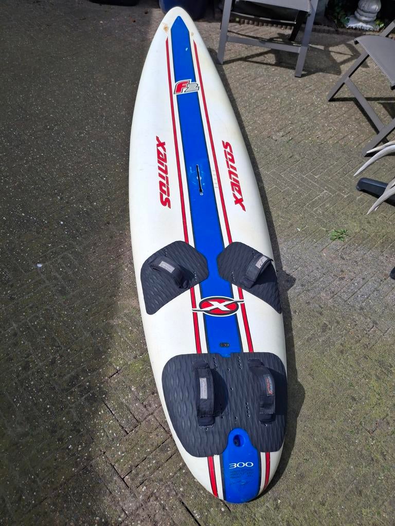 F2 Xantos 300 159liter, Watersport en Boten, Windsurfen, Ophalen, Gebruikt, 250 tot 300 cm, Plank