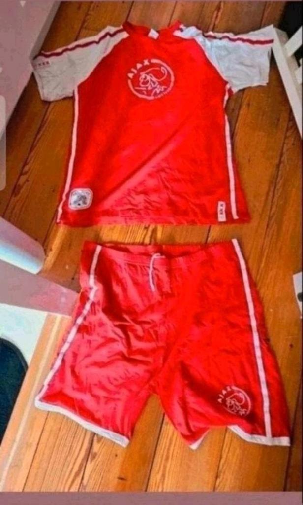 Ajax set maat M, Maat M, Ophalen of Verzenden, Zo goed als nieuw, Set