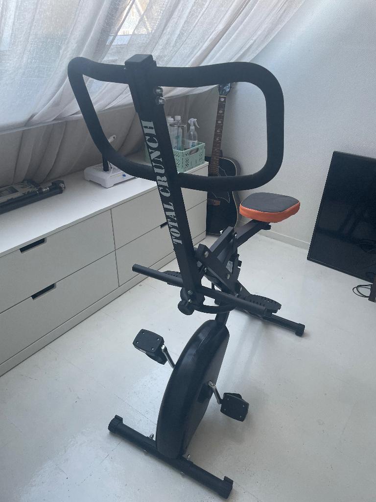 total crunch, Ophalen, Zo goed als nieuw, Benen, Krachtstation