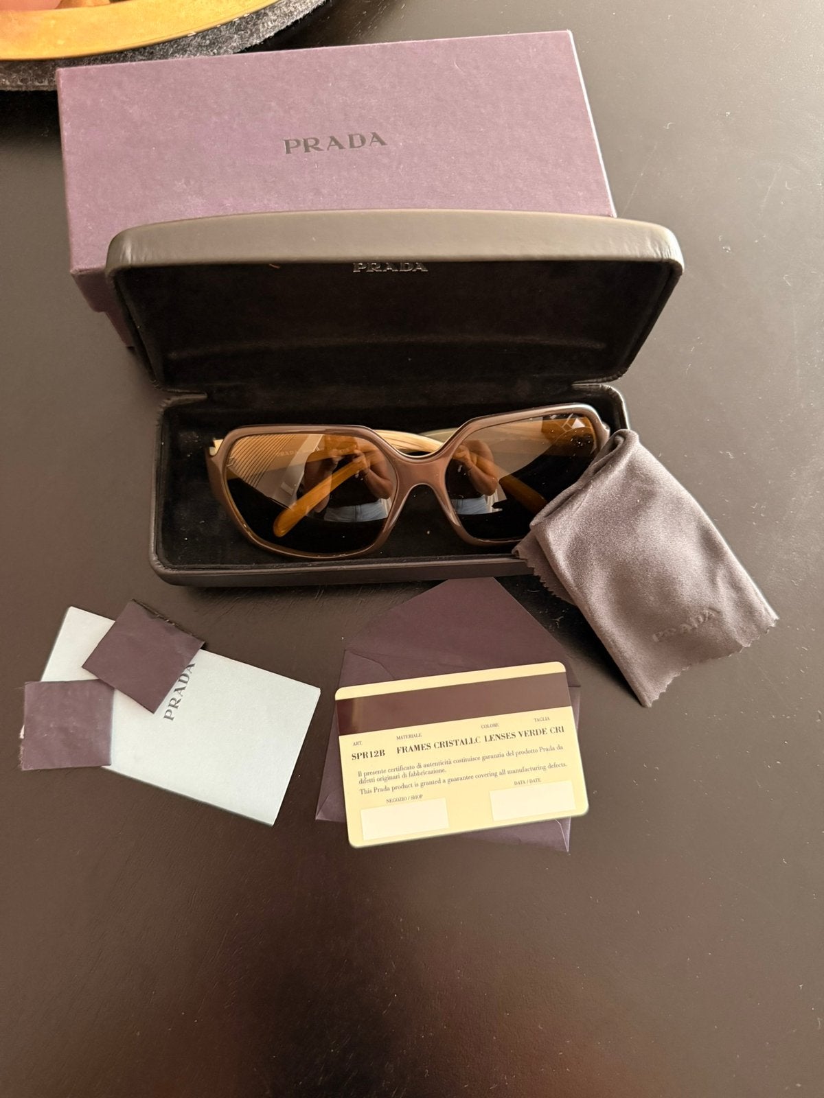 Vintage Prada zonnebril, Sieraden, Tassen en Uiterlijk, Zonnebrillen en Brillen | Dames, Ophalen of Verzenden, Zo goed als nieuw
