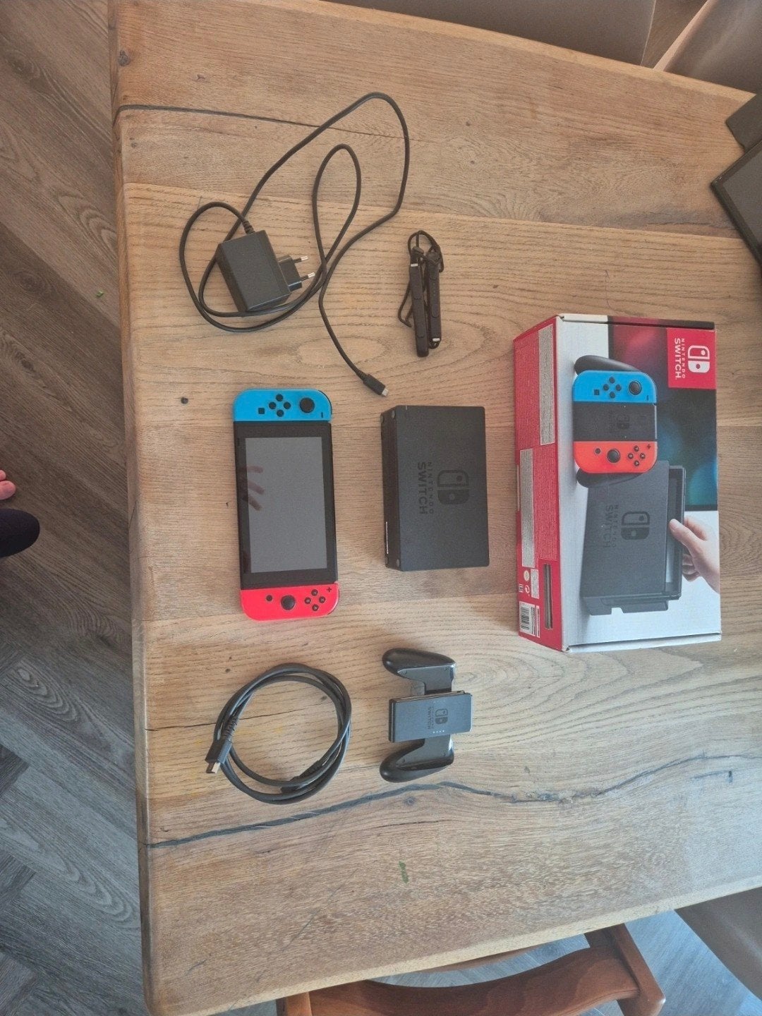 Nintendo Switch Original met Joy-Cons en accessoires, Ophalen of Verzenden, Met 2 controllers
